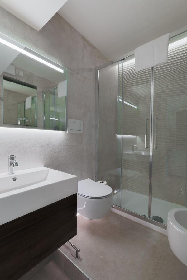 DUOMO-PORTA VENEZIA - Suite Deluxe Milano Eksteriør billede